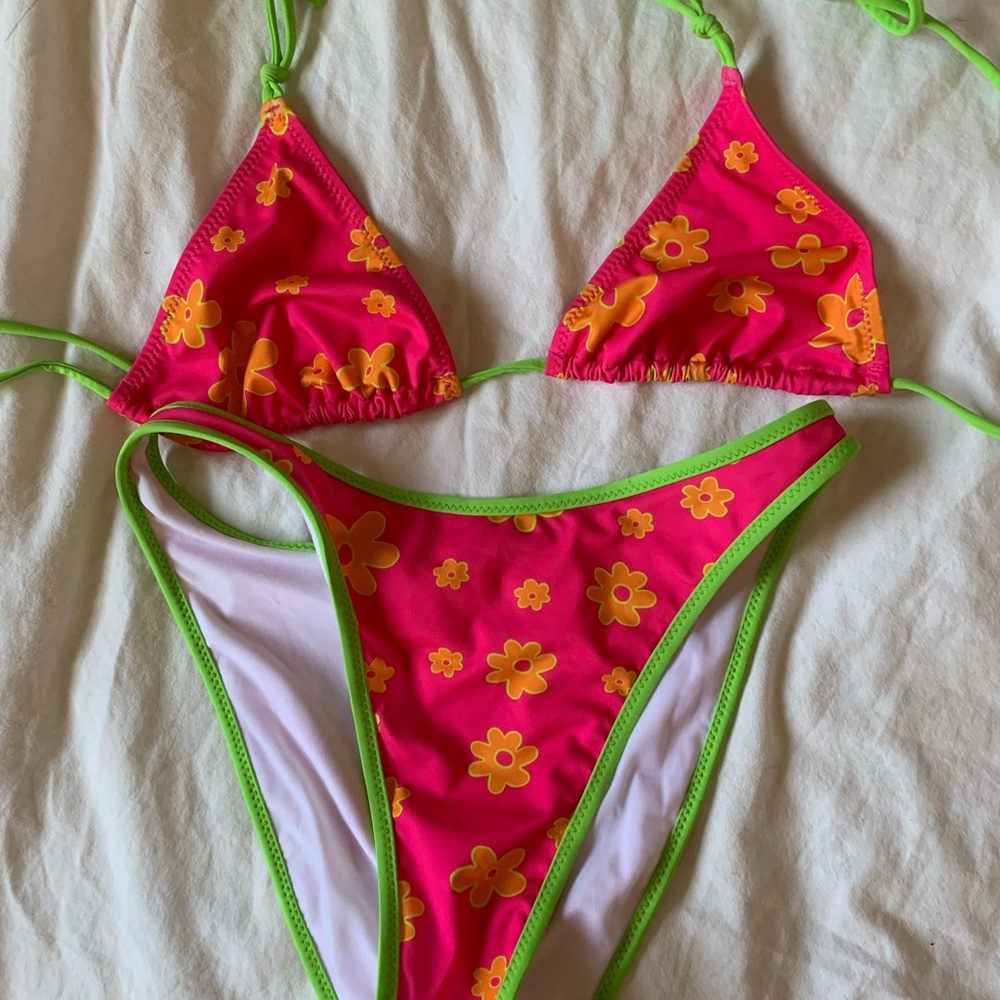 Heavy Manners bikini